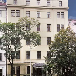 Hotel Lunik, Prague